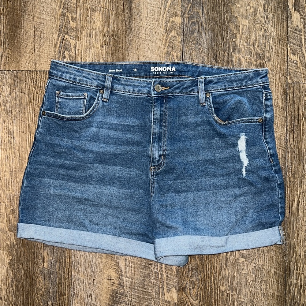 Denim Mom Short 18